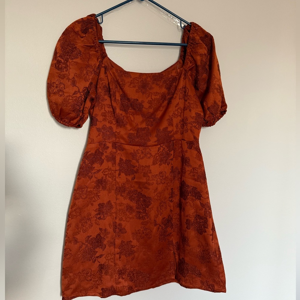 25. Lush Rust Jaquard Print Puff Sleeve Dress